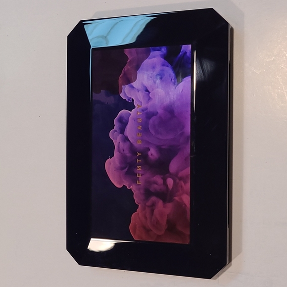 Fenty Beauty Moroccan Spice Eyeshadow Pallet - Picture 2 of 3